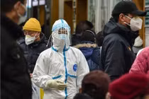 Cảnh tượng hoảng loạn tại các bệnh viện ở Vũ Hán