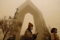 Sáu người chết, 80 người mất tích vì bão cát kinh hoàng ở Mông Cổ