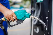 Giá xăng ngày mai 12/4 có thể tiếp tục giảm