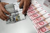 Trung Quốc tiếp tục hạ giá nhân dân tệ
