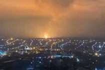 Quân đội Ukraina pháo kích dữ dội vào Donetsk và Lugansk