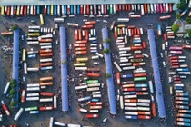 Chùm ảnh Flycam ấn tượng về cảnh đông đúc tại cửa ngõ bến xe miền Đông ngày 26 Tết