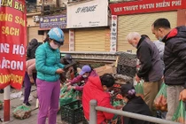 Người dân gọi nhau tự giải cứu nông sản Hải Dương