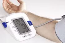 Ai cần đo huyết áp hằng ngày?