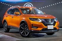 Giảm giá kịch sàn, lăn bánh Nissan X-Trail hết bao nhiêu tiền?