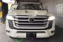 "Cháy hàng" toàn cầu, Land Cruiser 2022 vẫn về với đại gia Việt