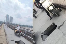 Cầu Long Biên lại xuất hiện lỗ thủng lớn