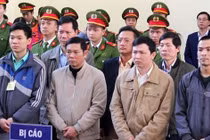 Xét xử vụ tai biến chạy thận tại BVĐK Hòa Bình: Bất ngờ ở phút chót