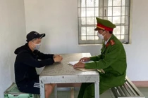 Đối tượng Nguyễn Sỹ Bảo tại Cơ quan CSĐT.