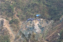 “Vàng tặc” lộng hành ở mỏ vàng Bồng Miêu, Quảng Nam