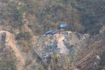 “Vàng tặc” lộng hành ở mỏ vàng Bồng Miêu, Quảng Nam