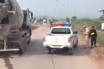 Cảnh sát nổ súng truy đuổi xe khách trên cao tốc Hà Nội - Bắc Giang