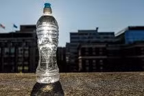 Nước phơi nắng tốt cho sức khỏe?