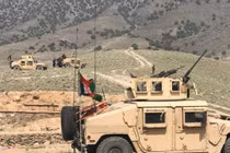 Quân chính phủ Afghanistan tái chiếm bốn quận từ Taliban 