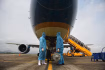 Lịch trình chuyến bay 'giải cứu' lao động tại Guinea Xích đạo sẽ ra sao?