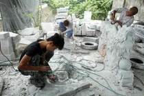 Phân biệt đá tạc và đá đúc