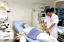 Công nghệ biến đổi gene chữa ung thư đảm bảo an toàn?