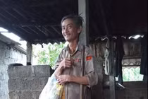 Hỗ trợ phục hồi cho hộ gia đình người khuyết tật bị ảnh hưởng sau bão lụt