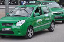 Taxi truyền thống đề nghị được chuyển thành xe hợp đồng điện tử