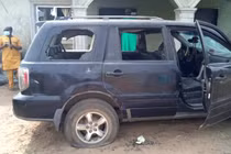 Thương tâm 8 đứa trẻ chết ngạt trong xe ô tô đóng kín