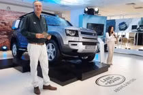 Land Rover Defender mới ra mắt khách hàng Hà Nội, giá từ 3,85 tỷ đồng