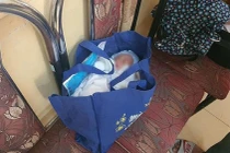 Bé trai sơ sinh bị bỏ rơi trong lùm cây, tài xế taxi phát hiện nhờ tiếng khóc