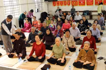 Ngồi thiền + uống nước gạo lứt chữa đau cột sống - Kỳ 3