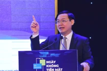 Phó Thủ tướng: Không dùng tiền mặt, nhưng sẽ có rất nhiều thứ