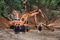 Sạt lở vùi lấp 53 người ở Quảng Nam: Đã tìm thấy 7 thi thể