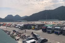 Lạng Sơn đề nghị tạm dừng đưa hàng lên cửa khẩu tới Tết Nguyên đán 