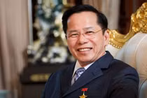 Chân dung ông chủ sân golf ủng hộ 500 tỷ vào quỹ vaccine Covid-19