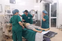 Cứu bệnh nhân vỡ tử cung vì thai sừng