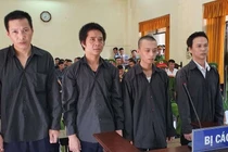 Đào tẩu khỏi trại tạm giam bằng một chiếc đinh vít