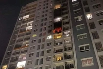 Cháy chung cư ở TPHCM, hai mẹ con nhảy xuống từ tầng 10 tử vong