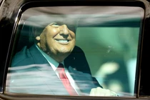 Trump đi như cách ông đến