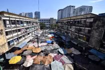 Cưỡng chế chung cư xuống cấp khi 50% dân đồng thuận có trái luật?