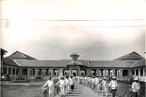 Người từ bỏ thành Paris và mức lương 22 lạng vàng mỗi tháng... Kỳ 2: Hành trình đến nước Pháp