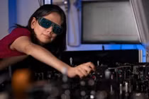 Công nghệ siêu mỏng cách mạng hóa tầm nhìn ban đêm 