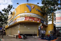 Chuỗi cửa hàng Viễn Thông A đóng cửa đồng loạt