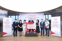 AIA Việt Nam tặng gói hỗ trợ tài chính cho đội ngũ y bác sĩ và nhân viên y tế tuyến đầu chống dịch bệnh Covid-19 