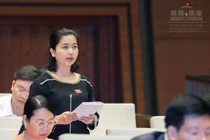 “Sống ở làng, cả trẻ con, cứ lễ hội là uống rượu thôi!”