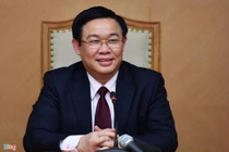 Bỏ ngay sổ hộ khẩu sẽ gặp khó