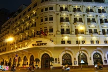 Vé máy bay từ 8.000 đồng, giá tour du lịch giảm đến 70%