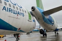 Hai máy bay va chạm tại Nội Bài do lỗi lái xe kéo đẩy 