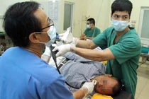 Chuyển mùa bệnh dạ dày gia tăng