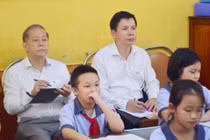 Chủ tịch tỉnh và Giám đốc Sở GD&ĐT làm "học sinh" môn giáo dục công dân