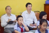 Chủ tịch tỉnh và Giám đốc Sở GD&ĐT làm "học sinh" môn giáo dục công dân