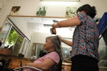 Nhuộm tóc màu càng đậm, càng độc