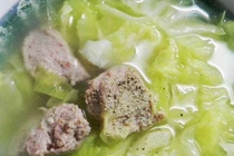 Cải bắp làm liền vết loét 