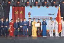 HDBank đón nhận Huân chương lao động nhân kỷ niệm 30 năm thành lập